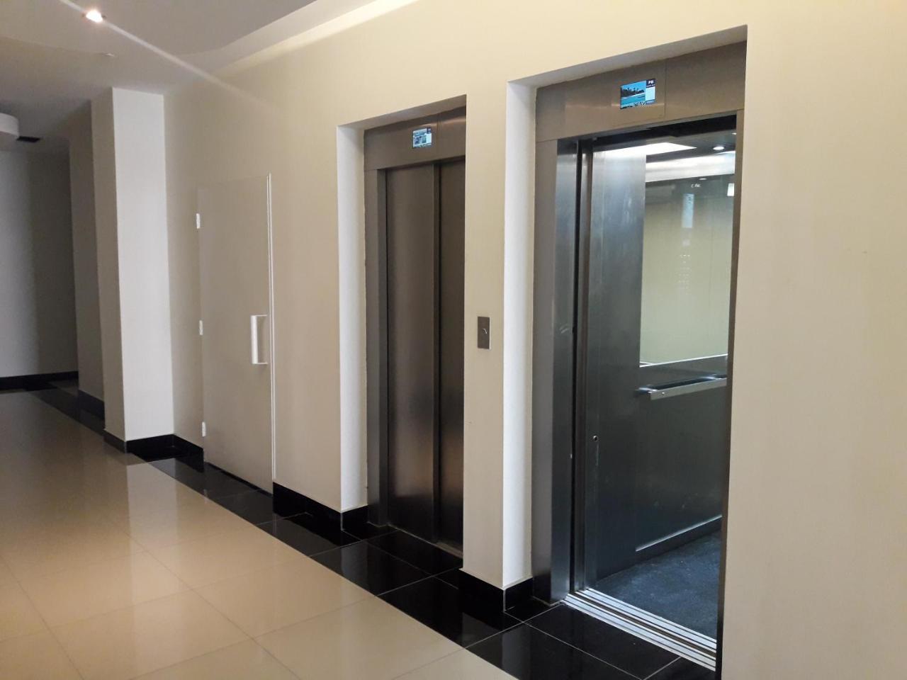 Dpto Teatro Melos Microcentro Pileta Y Cochera Apartment *