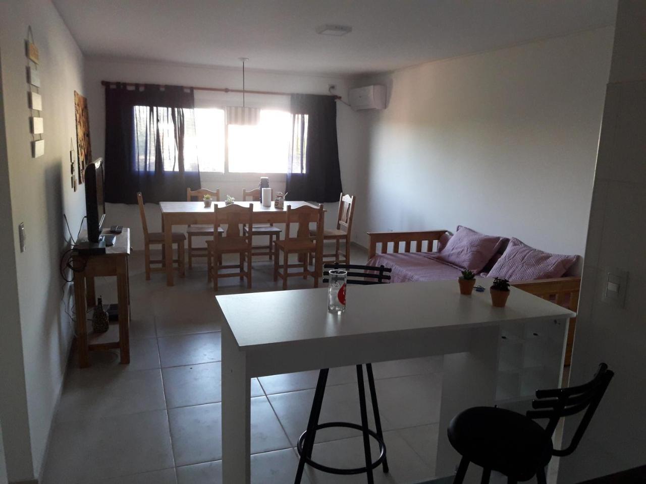 Dpto Teatro Melos Microcentro Pileta Y Cochera Apartamento